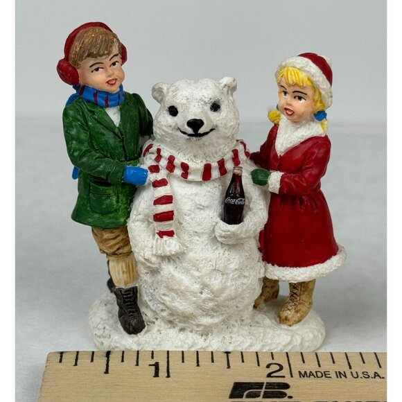 Coca-Cola Town Square Collection Figurine Set With Benches 1994 Snowbear Vintage - Picture 12 of 15